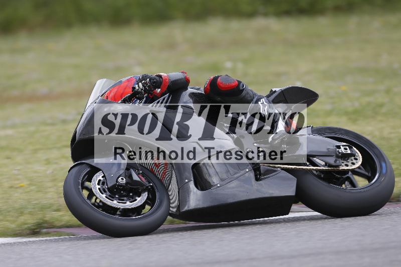 /09 19.04.2026  Caremotion get faster ADR/Gruppe rot/91